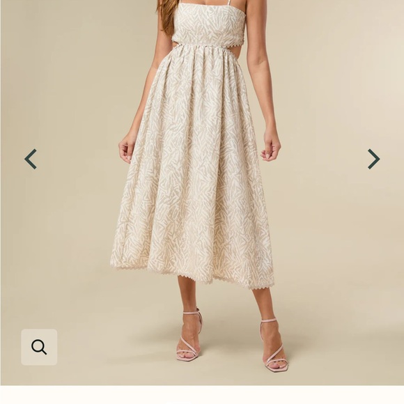 Scallop Midi Dress - Picture 2 of 3